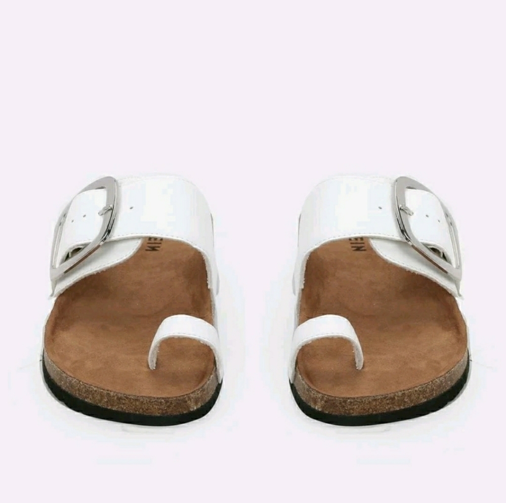 Sandal - Picture 3 of 4